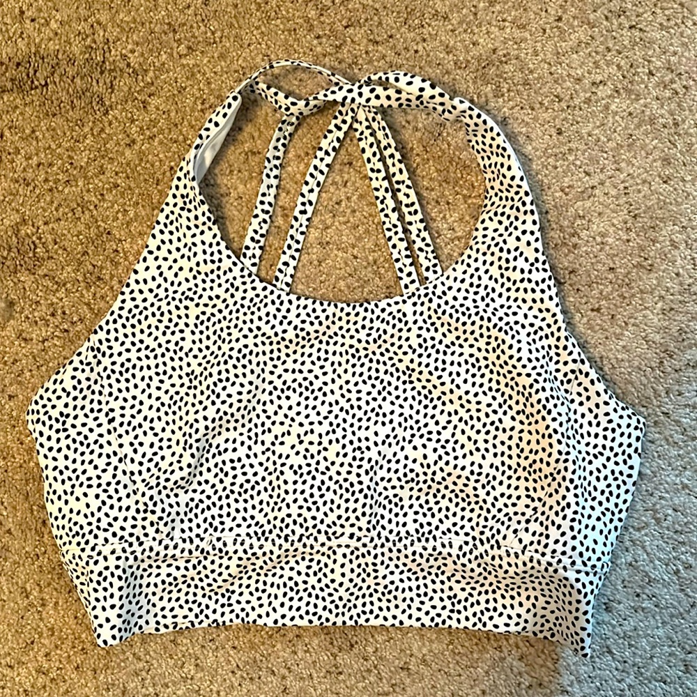 Buffbunny white bossy Rosa sports bra